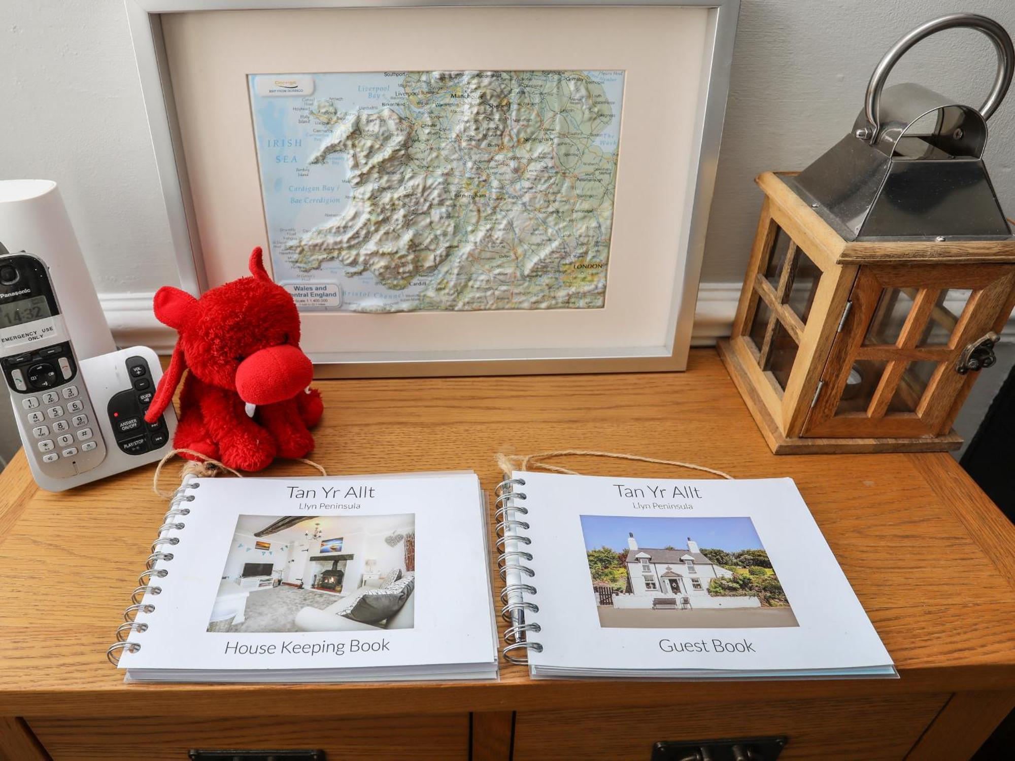 Tan Yr Allt Pwllheli Extérieur photo
